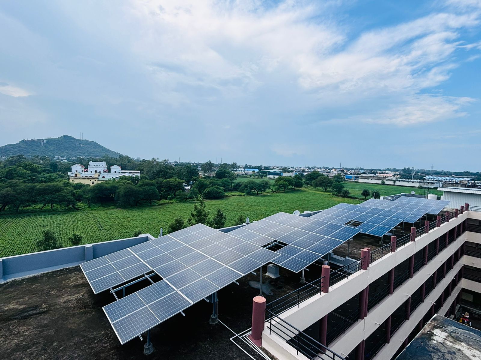 Large-scale commercial rooftop solar panel installation